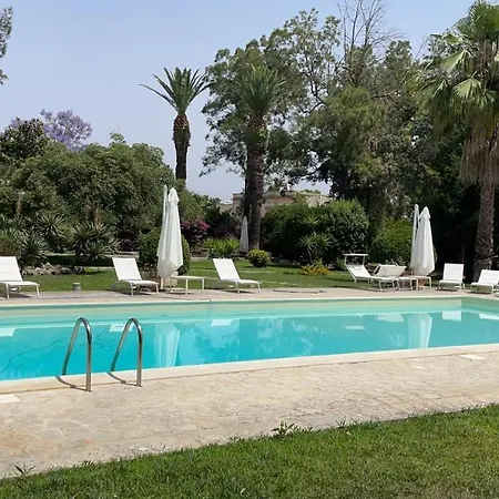 Villa Moresca סן צ'זריו די לצ'ה